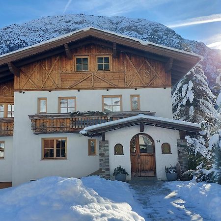 Appartement Foersterhaus à Holzgau Extérieur photo