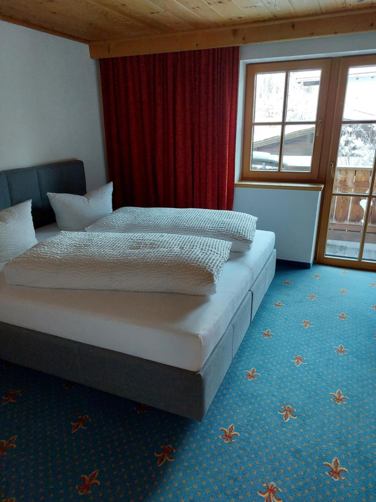 Appartement Foersterhaus à Holzgau Extérieur photo